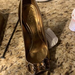Authentic Gucci shoes
